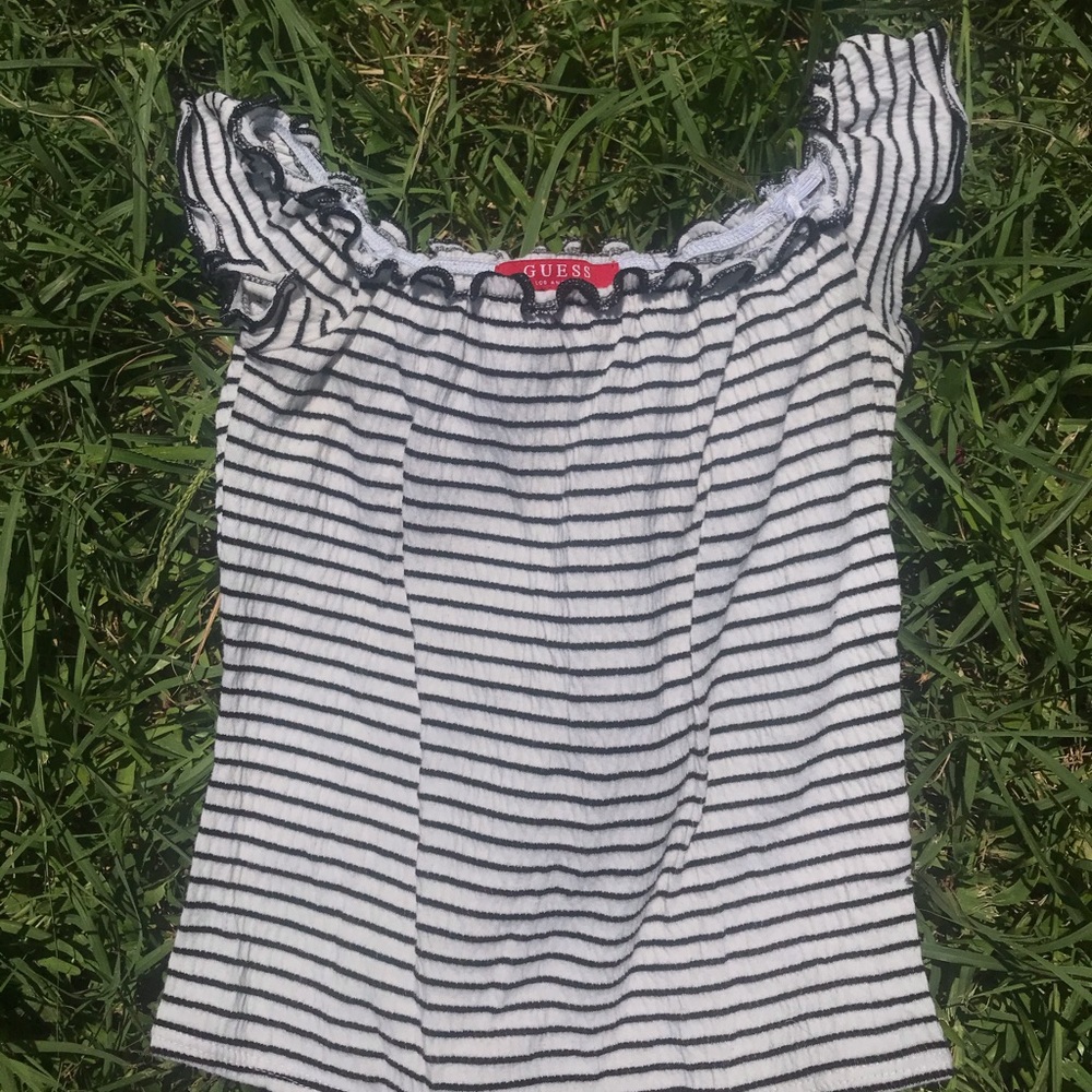 Guess top♥️